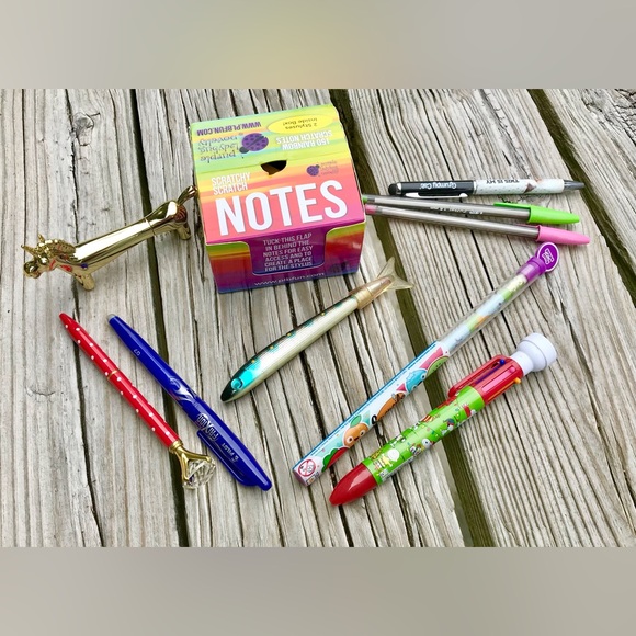 2/$10 Mix Fun Writing Pens Grumpy Cat Snoopy Smencil Pencil & Scratch Etch Notes - Picture 1 of 12